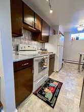 429 Bliss St, Unit 2 in Anchorage, AK - Building Photo - Building Photo