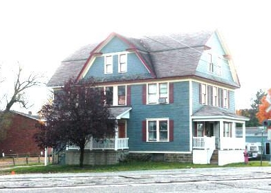 102 S Monroe St in Albion, MI - Building Photo - Building Photo