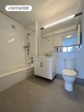 606 W 57th St in New York, NY - Building Photo - Building Photo