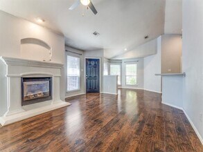 2709 Mountain Lion Dr in Fort Worth, TX - Building Photo - Building Photo