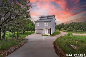 2488 Waterfront Park Dr in Canyon Lake, TX - Building Photo - Building Photo