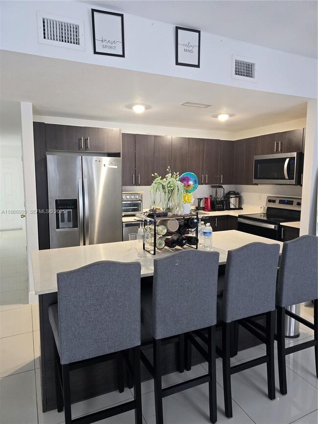 14437 SW 260th St in Princeton, FL - Building Photo - Building Photo