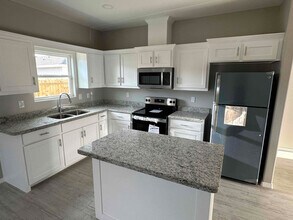 4907 N Dahlia St-Unit -2 in Pharr, TX - Building Photo - Building Photo