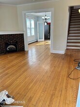 17 Codington Pl in Somerville, NJ - Building Photo - Building Photo