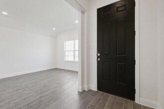 517 Amenduni Ln in Anna, TX - Building Photo - Building Photo