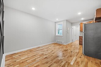 6942 Torresdale Ave in Philadelphia, PA - Building Photo - Building Photo