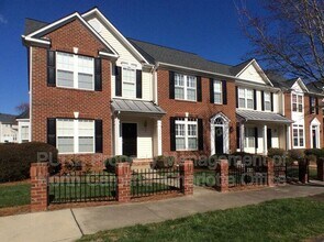 18040 Delmas Dr in Cornelius, NC - Building Photo - Building Photo