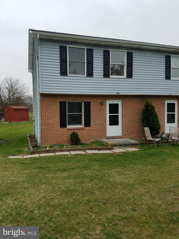 property at 200 Hackberry Dr