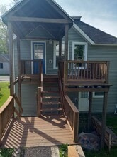 77 Fox St, Unit #2 Upstairs Unit 77 Fox in Owego, NY - Foto de edificio - Building Photo