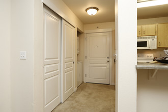 Commons at Sylvan Highlands Apartments in Portland, OR - Building Photo - Building Photo