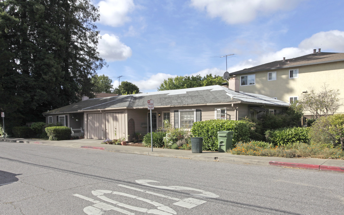 997-999 Crane St in Menlo Park, CA - Building Photo