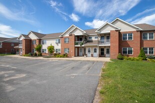 57 Club Rd, Unit 202
