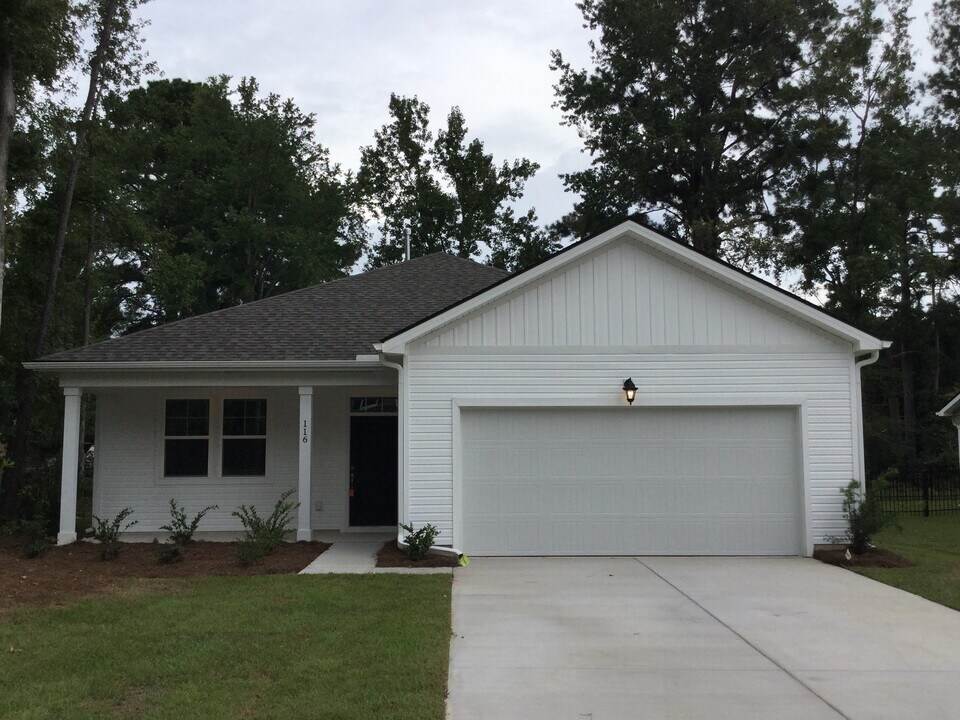 116 Sweet Gum Dr in Summerville, SC - Building Photo