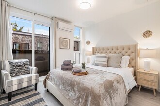 1431 E Howell St, Unit ID1035920P in Seattle, WA - Foto de edificio - Building Photo