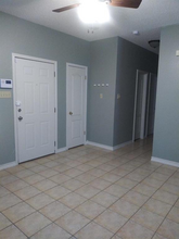 1419 E Gustavus St in Laredo, TX - Building Photo - Building Photo