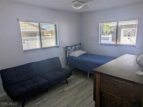 715 SE 47th St in Cape Coral, FL - Building Photo - Building Photo