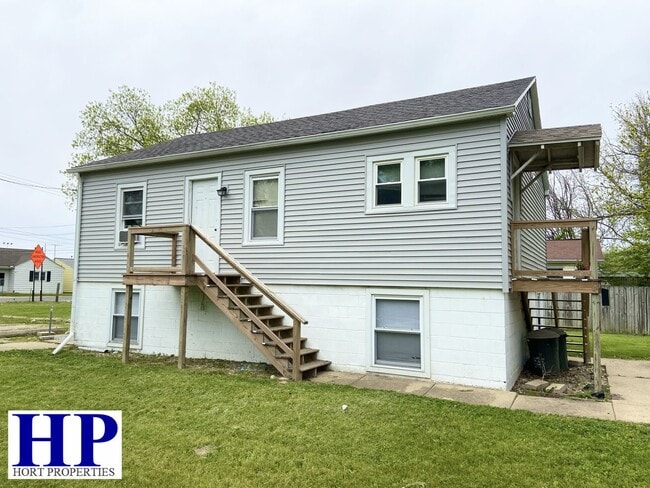 property at 115 W Johnson Ave