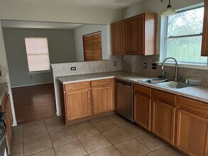 5935 Sattler Park Dr in Houston, TX - Building Photo - Building Photo