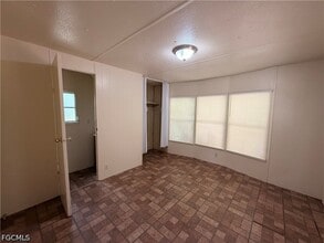 8146 Tolles Dr in North Fort Myers, FL - Building Photo - Building Photo