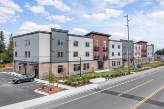 The Lofts in Mount Vernon, WA - Foto de edificio - Building Photo