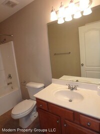 407 Golden Eagle Dr photo'