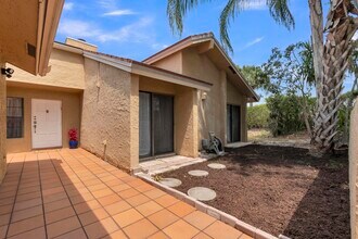 23265 Boca Club Colony Cir in Boca Raton, FL - Building Photo - Building Photo