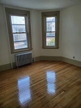 78 Ballou Ave, Unit #1 in Boston, MA - Foto de edificio - Building Photo