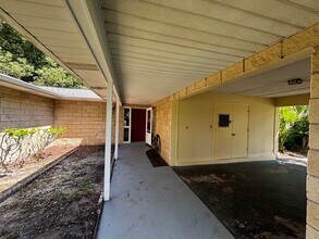 496 Lake Rd in Ocala, FL - Building Photo - Building Photo