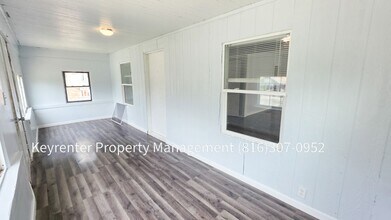 5115 Woodland Ave in Kansas City, MO - Building Photo - Building Photo