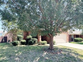 1809 Sparrow Ln in Aubrey, TX - Building Photo - Building Photo