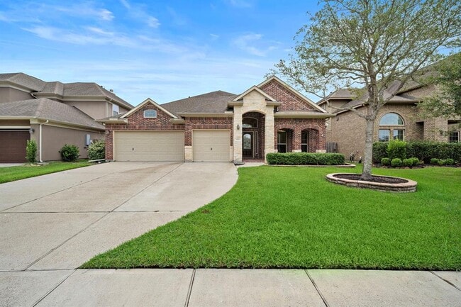 4711 Salinas Ln in League City, TX - Building Photo - Building Photo