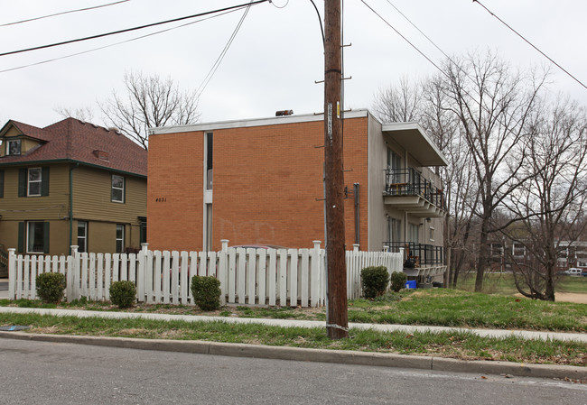 4031-4033 Locust St in Kansas City, MO - Foto de edificio - Building Photo