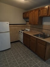 132 Clymer St, Unit 132 Clymer #3 in Reading, PA - Foto de edificio - Building Photo