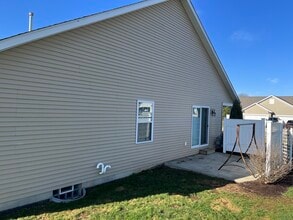2448 Wittenberg Ave SE, Unit 2448 in Massillon, OH - Building Photo - Building Photo