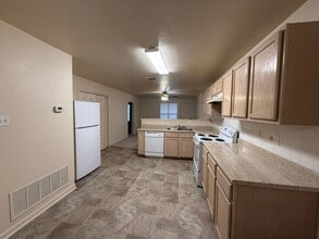 406 Brittney Way in Harker Heights, TX - Building Photo - Building Photo