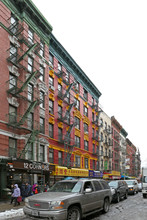 123-125 Mott St in New York, NY - Building Photo - Building Photo