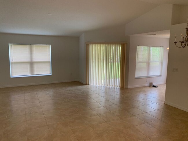36 Renshaw Dr in Palm Coast, FL - Building Photo - Building Photo