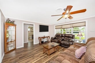 203 N Broadway in Englewood, FL - Building Photo - Building Photo