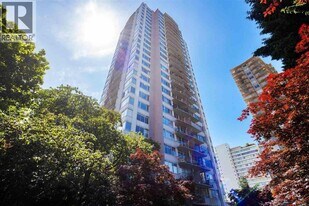 1850 Comox St in Vancouver, BC - Building Photo