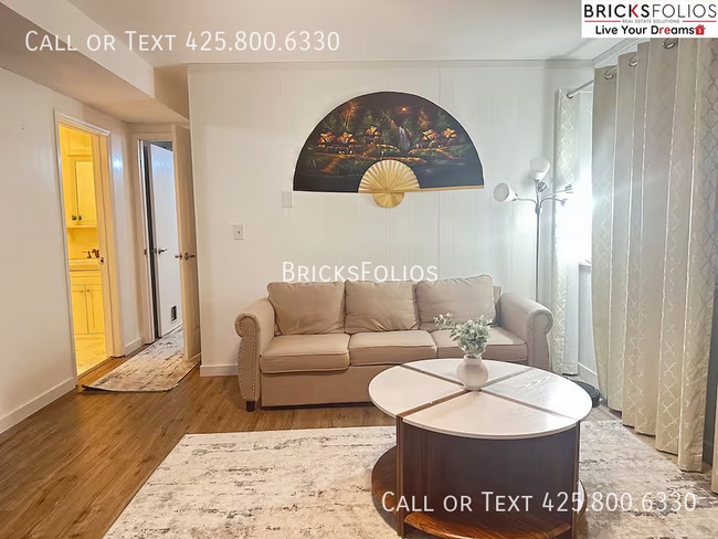 property at 1129 207th Pl SE