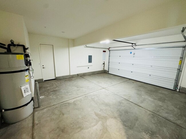 8631 Mission Villa Dr in Rosemead, CA - Foto de edificio - Building Photo