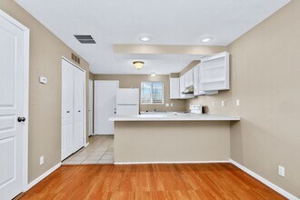 6465 W Douglas St in Boise, ID - Building Photo - Building Photo