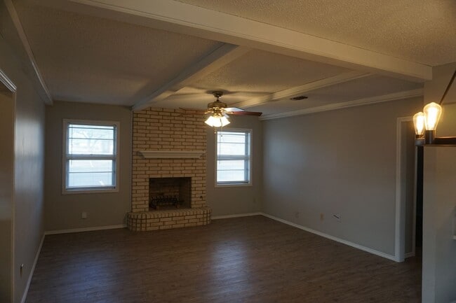 3316 62nd St in Lubbock, TX - Building Photo - Building Photo