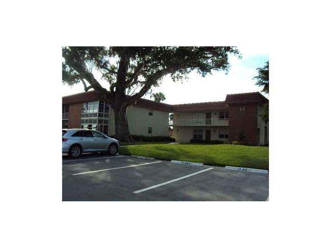 59 Woodland Dr in Vero Beach, FL - Building Photo - Building Photo