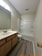 106 W Cameron Ct in Jacksonville, NC - Building Photo - Building Photo