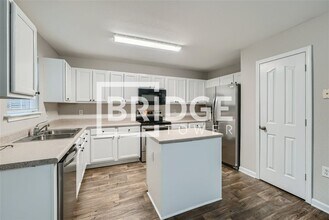 2100 Cranberry Woods Ct in Charlotte, NC - Building Photo - Building Photo