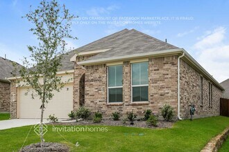 339 Sedalia Trl in Justin, TX - Foto de edificio - Building Photo