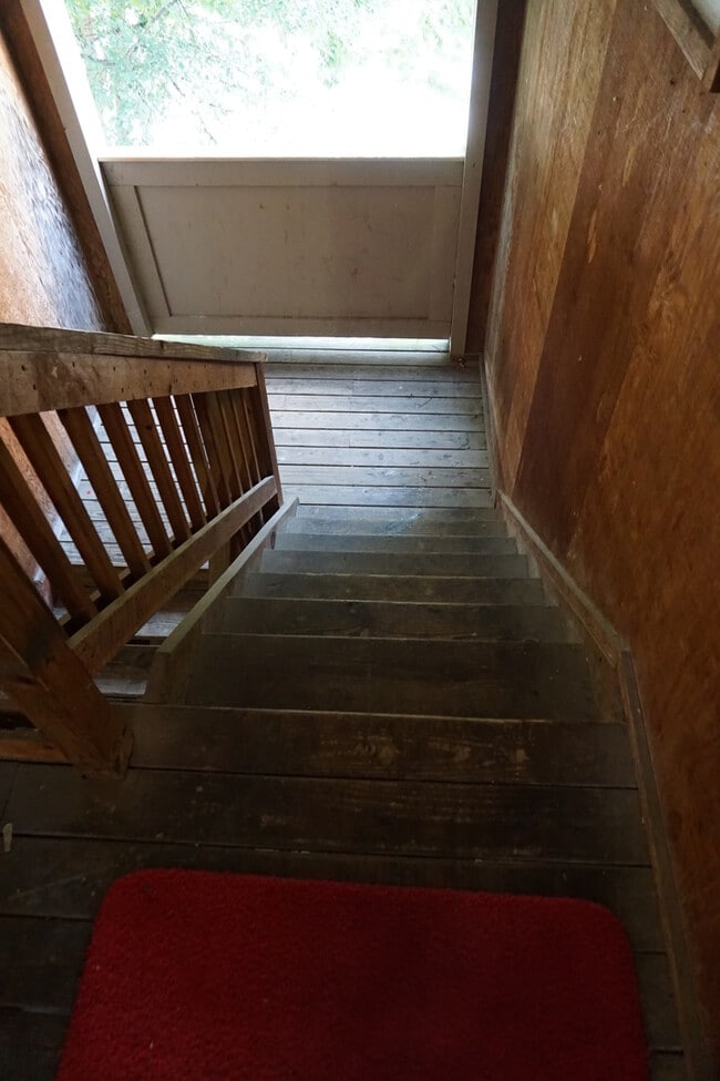 property at 1524 Indianola Ave