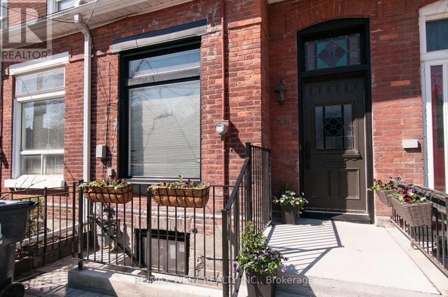 36 Kennedy Ave in Toronto, ON - Building Photo - Building Photo