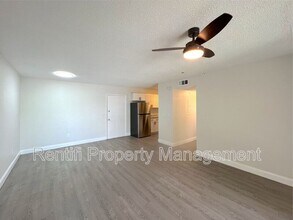 3738 Central Ave in Ft. Myers, FL - Building Photo - Building Photo